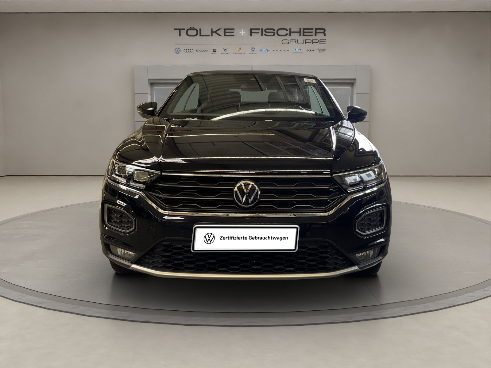 Volkswagen T-Roc 1.5 TSI Style - Samsaru's Car Outlet