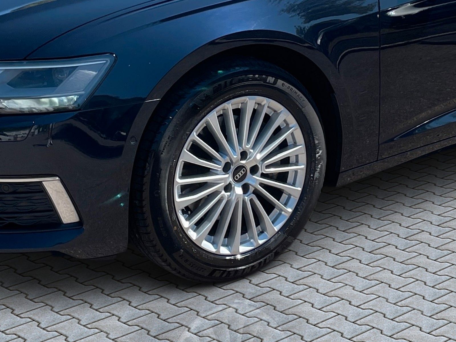 Audi A6 Avant 45 TDI quattro design - Samsaru's Car Outlet