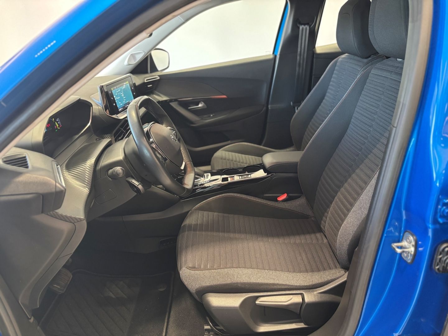 Peugeot 2008 e- Active - Samsaru's Car Outlet