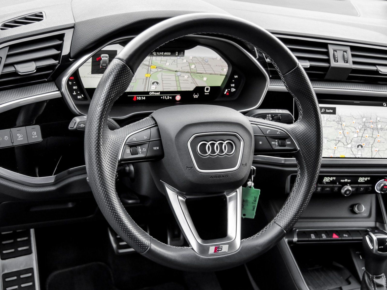 Audi Q3 35 S LINE BLACKPAK AHK CAM ACC ALU19 eKLAPPE