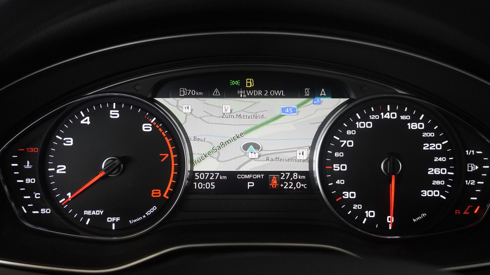 Audi A4 Avant 40 TFSI quattro S line - Samsaru's Car Outlet