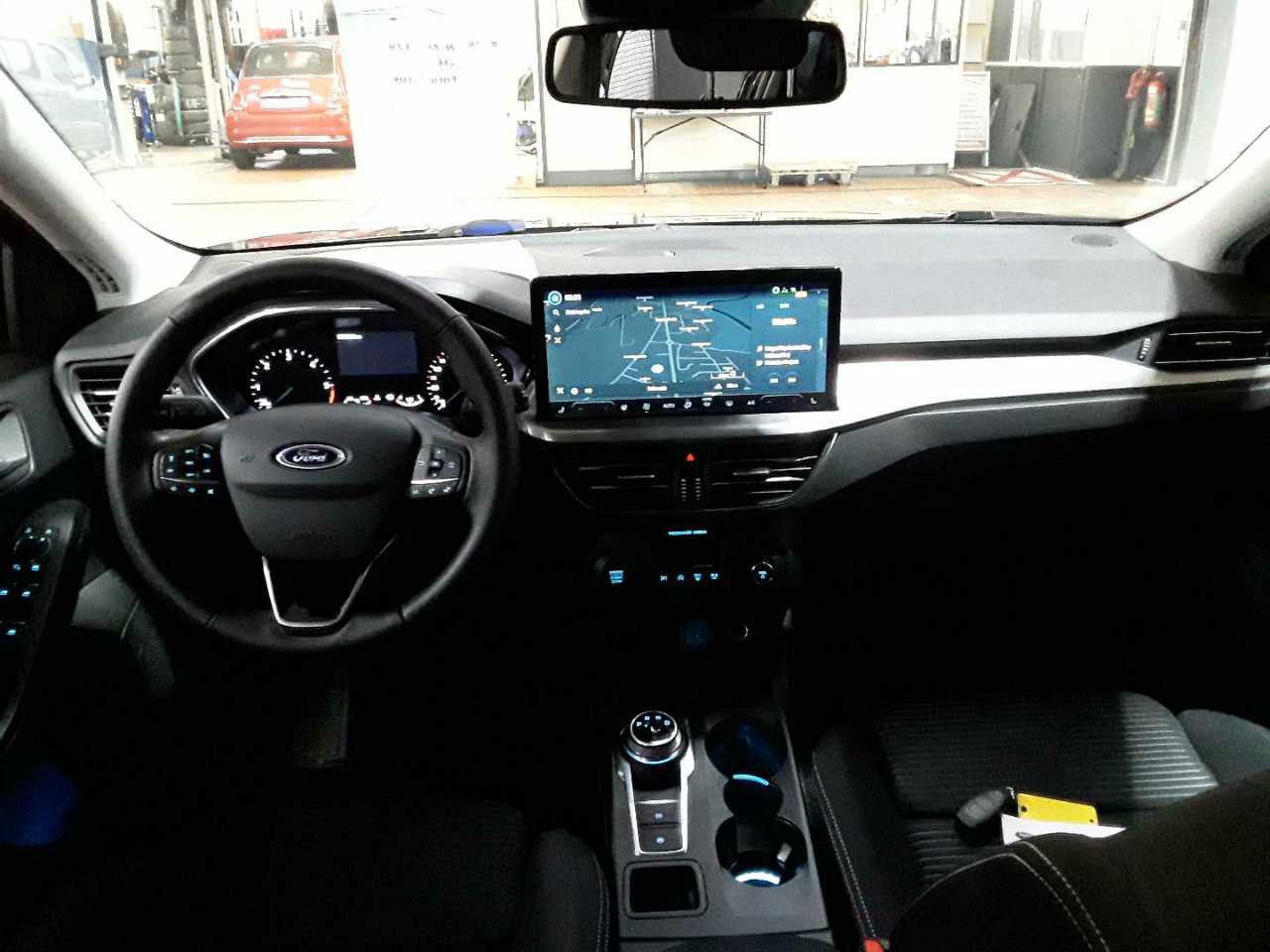 Ford Focus TURNIER Titanium/AHK/ACC/B&O/MATRIX/KAMERA