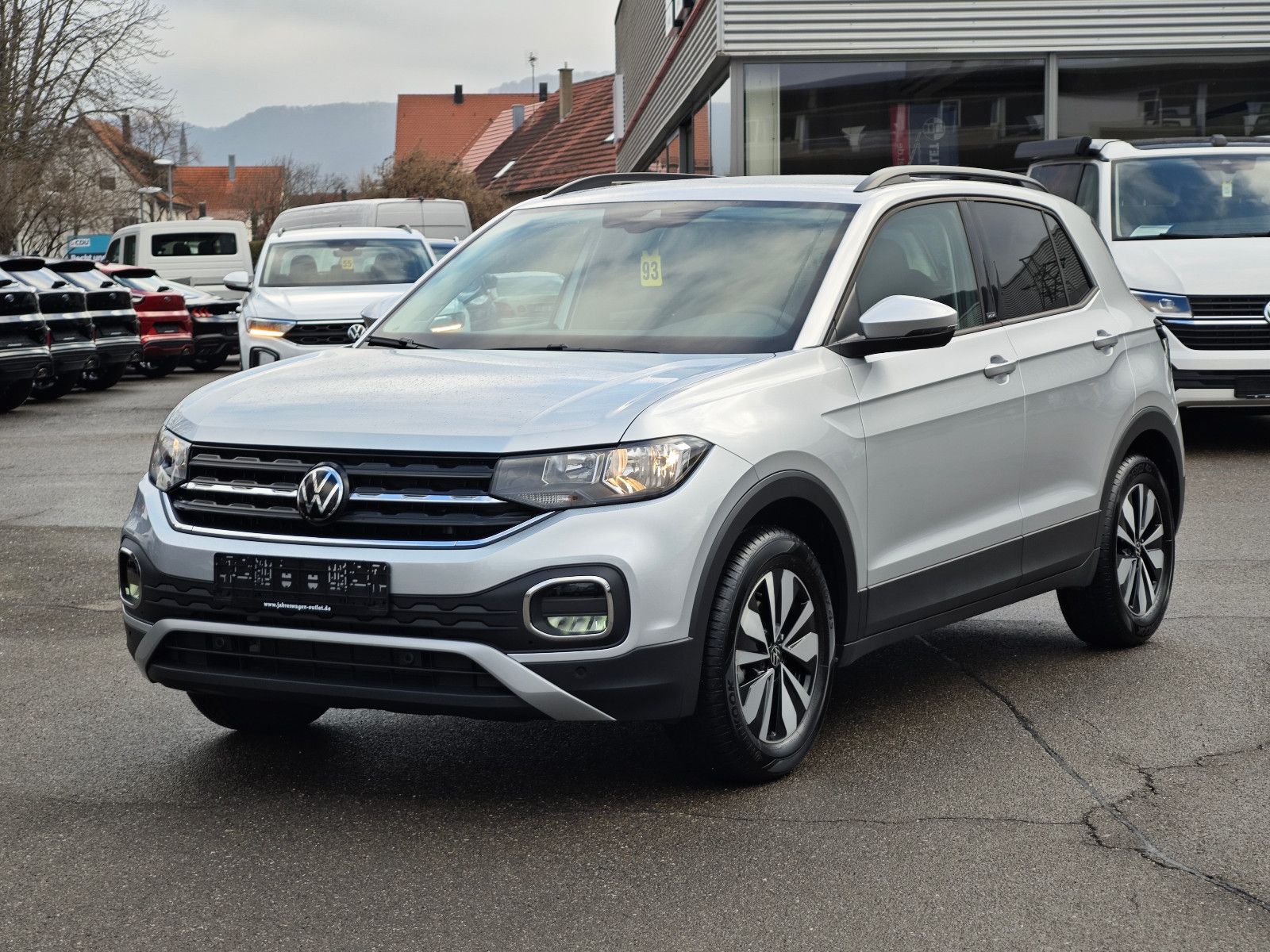 Volkswagen T-Cross Move - Samsaru's Car Outlet