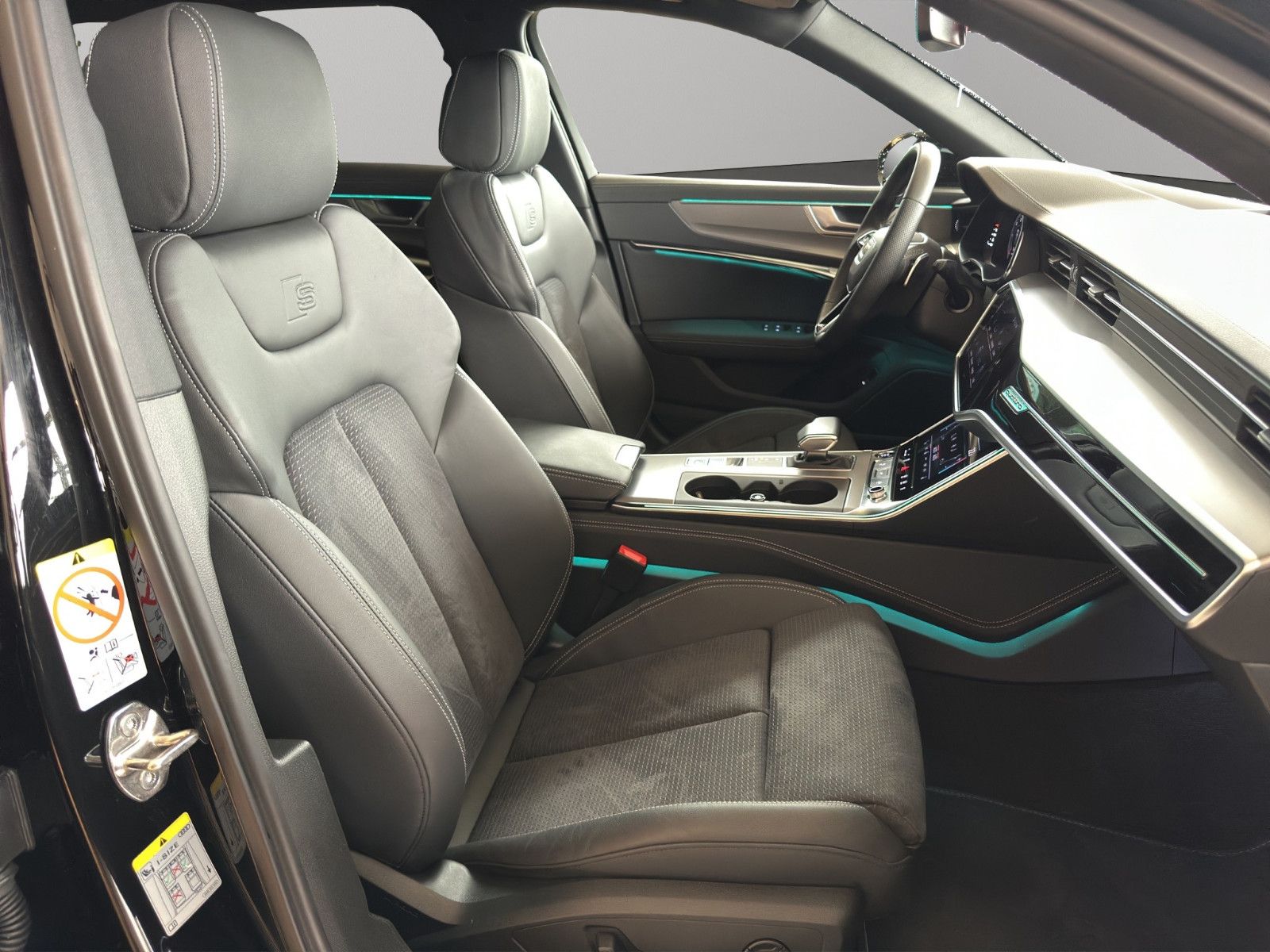 Audi A6 Avant 40 TDI quattro S tronic S line - Samsaru's Car Outlet