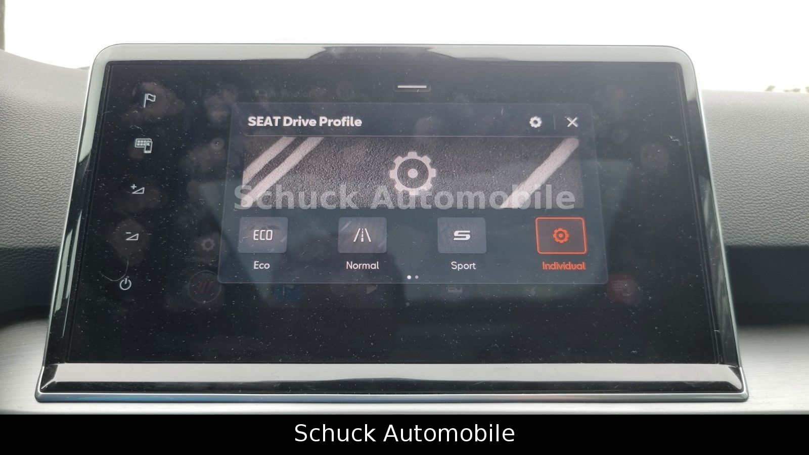 Seat Tarraco FR e-Hybrid Panorama 360°Kam AHK DCC 20"