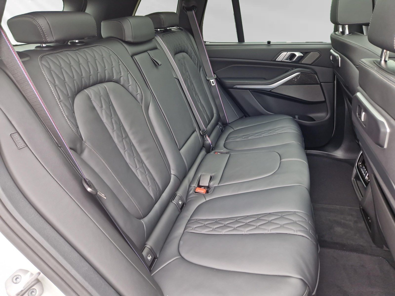BMW X5 xDrive50e M Sport Pro|AHK|SkyLounge|H/K