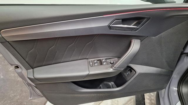 Seat Leon Sportstourer 1.5 eTSI Navi/ AHK/ Beats/ ...