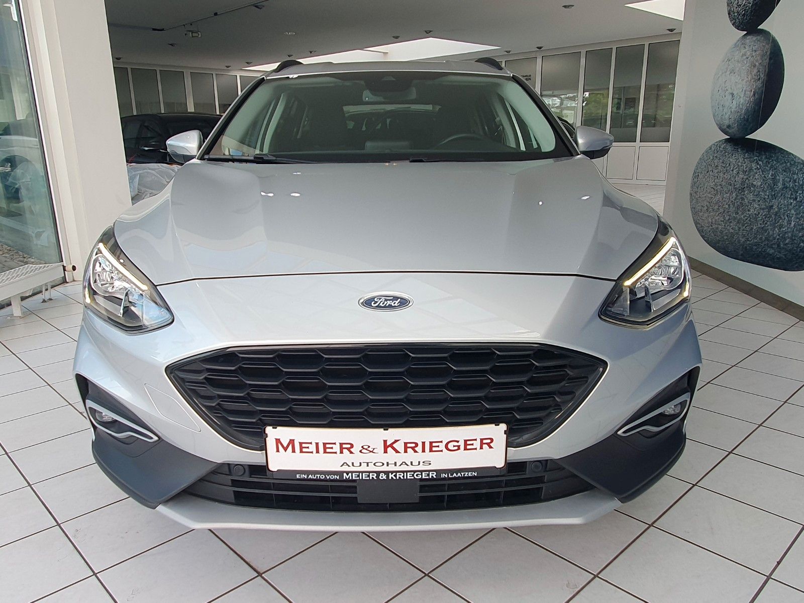Ford Focus Turnier Active - Samsaru's Car Outlet