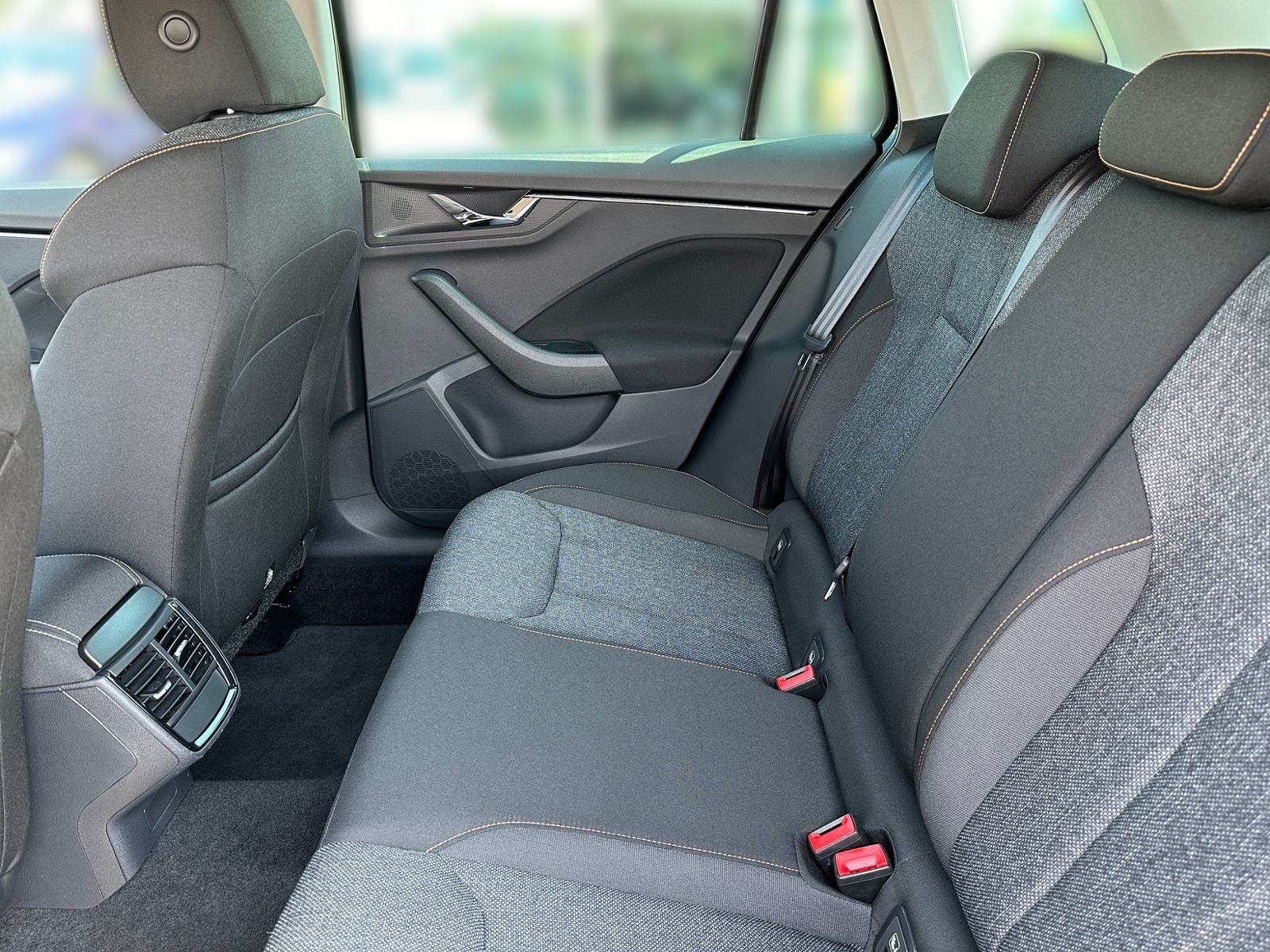 Skoda Kamiq 1.0 TSI CLEVER - Samsaru's Car Outlet