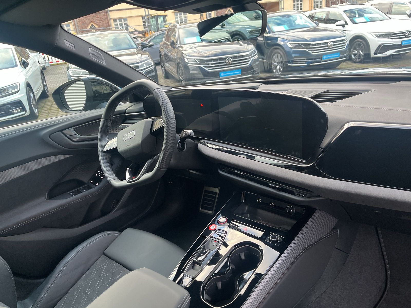 Audi A5 Avant TDI qu S line HuD AHK