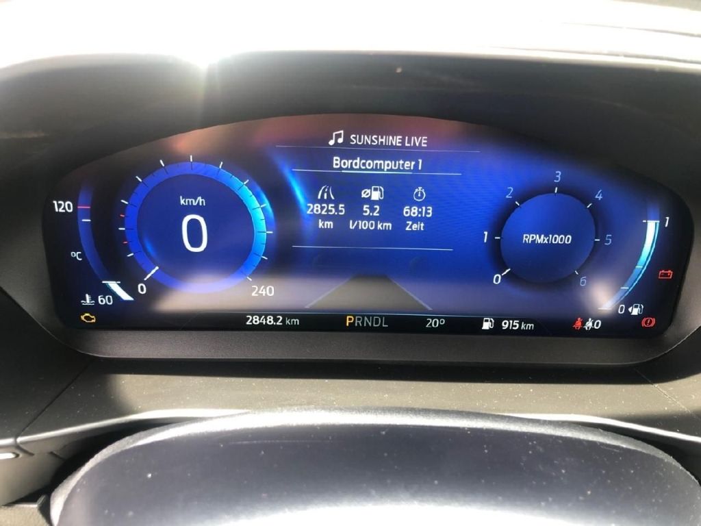 Ford Focus Active X+AHK+KAMERA+NAVI+SYNC4+TWA+iACC+HU