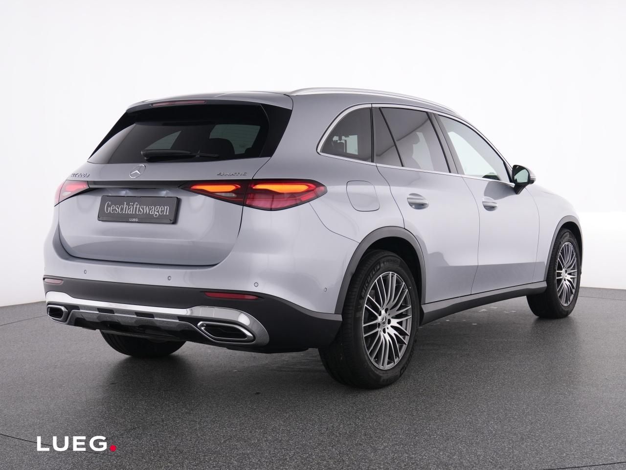 Mercedes-Benz GLC 220 d 4M AVANTGARDE+19''+PANO+AHK+DIG.LIGHT+