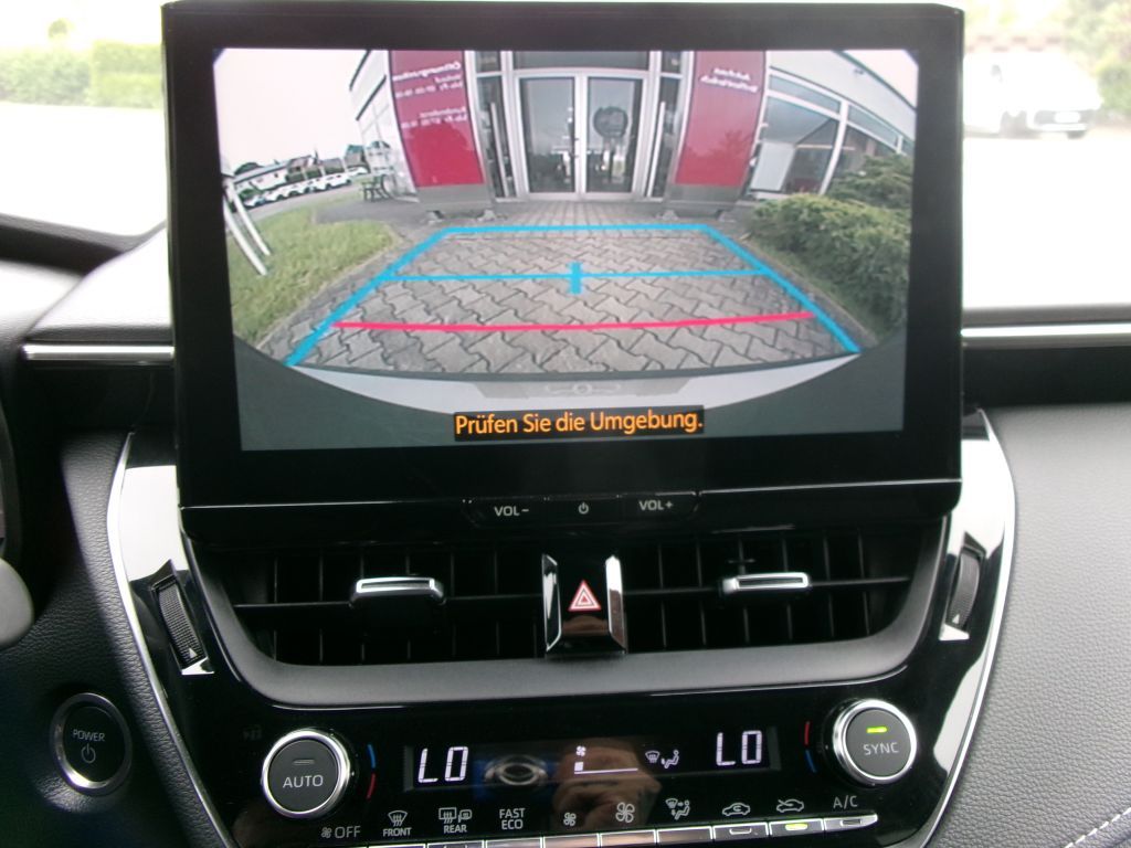 Toyota Corolla 1.8 Hybrid Team D +NAVI+TPKT+BI LED+
