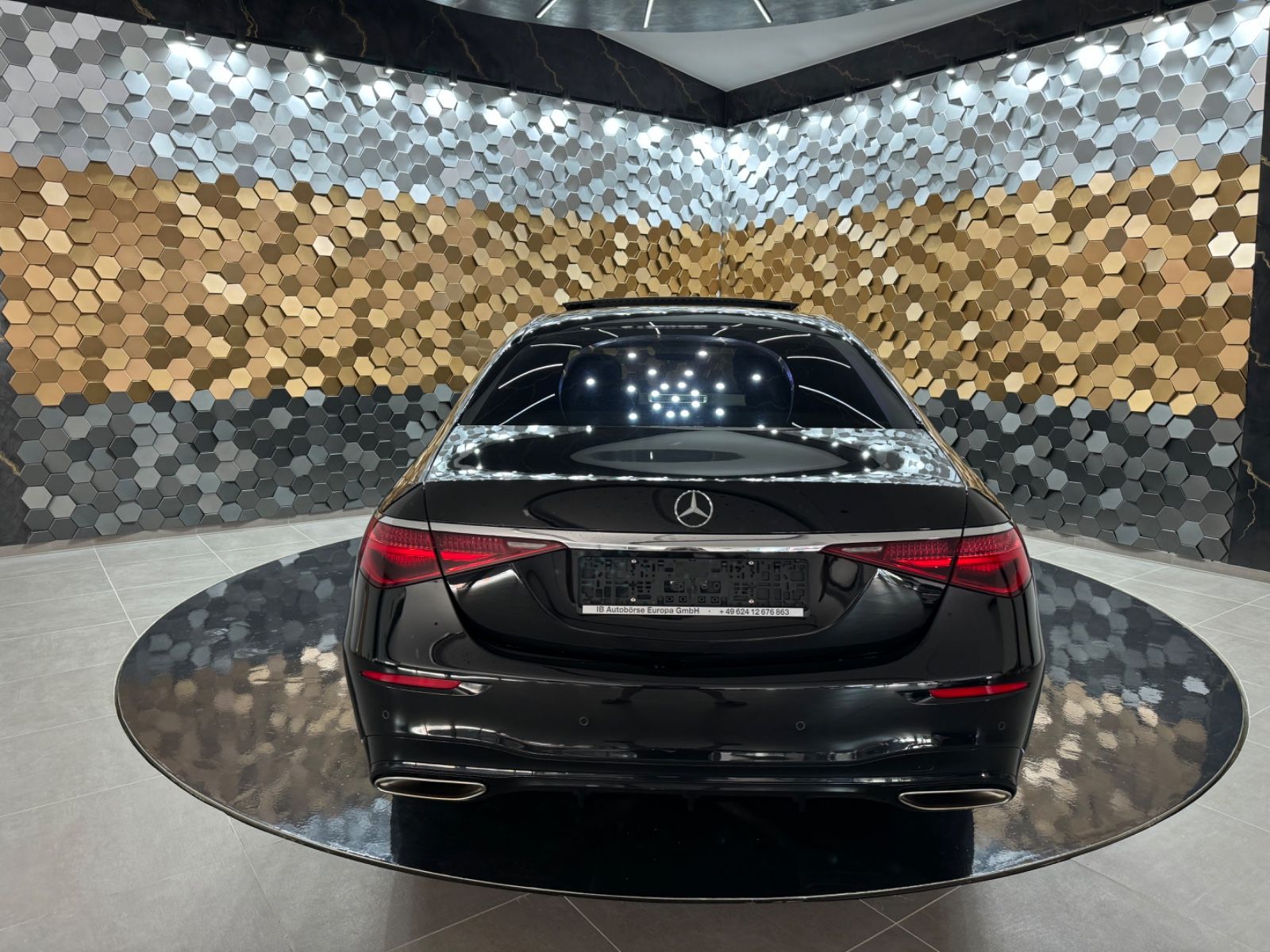 Mercedes-Benz S 580 4M Lang - Samsaru's Car Outlet