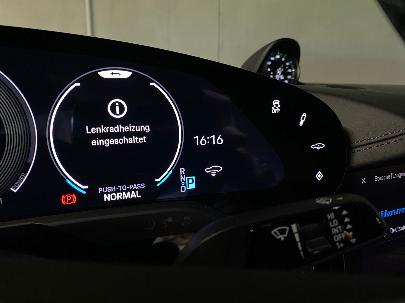 Porsche Taycan Turbo S | Dynamikpaket | Burmester |