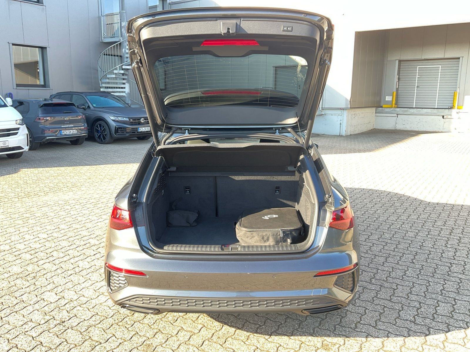Audi A3 Sportback 40 TFSI e S line AHK ACC ALLWETTER