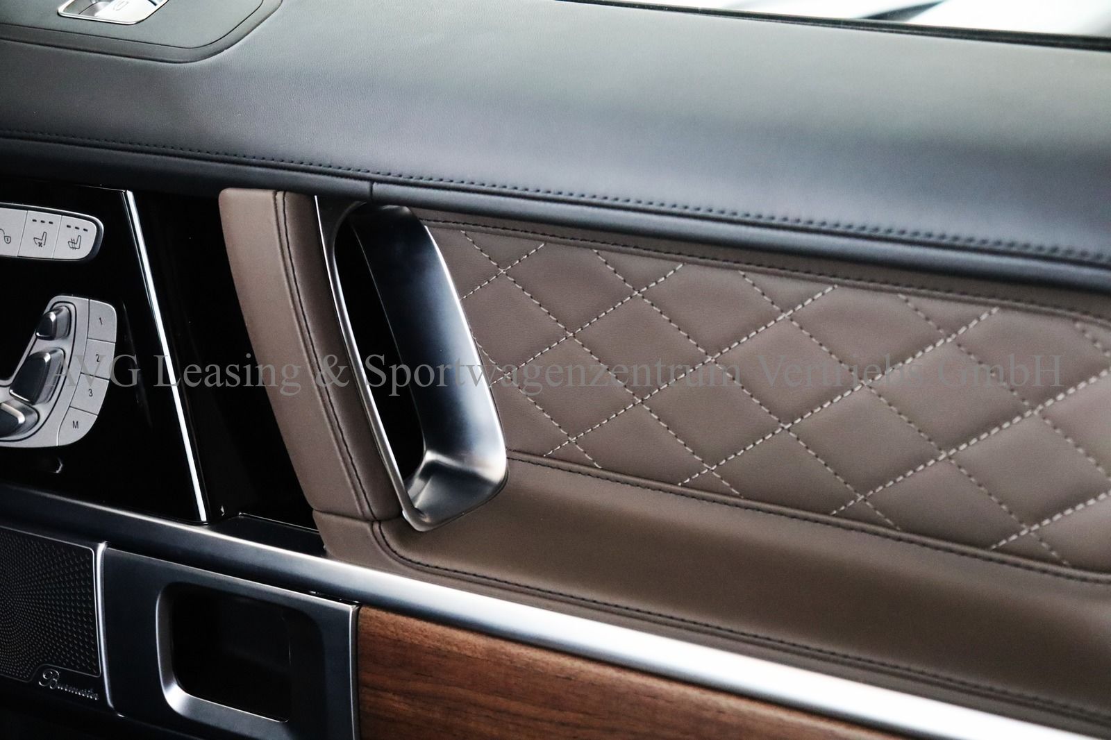 Mercedes-Benz G63 AMG - Samsaru's Car Outlet