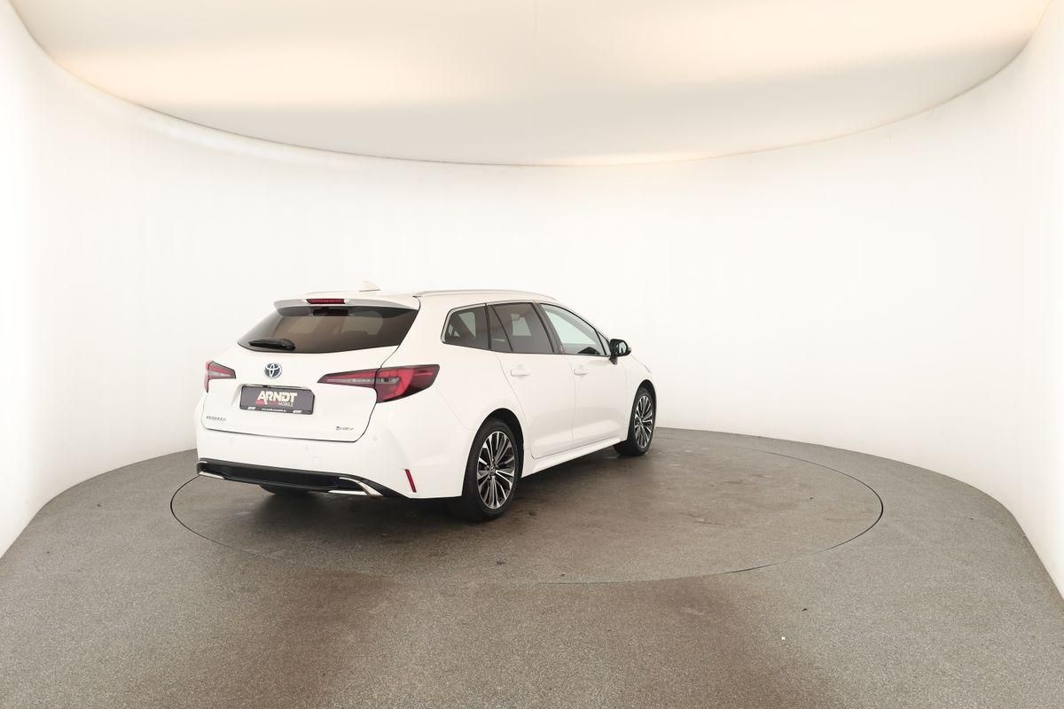Toyota Corolla Touring Sports 2.0 CVT Team D Navi Kam