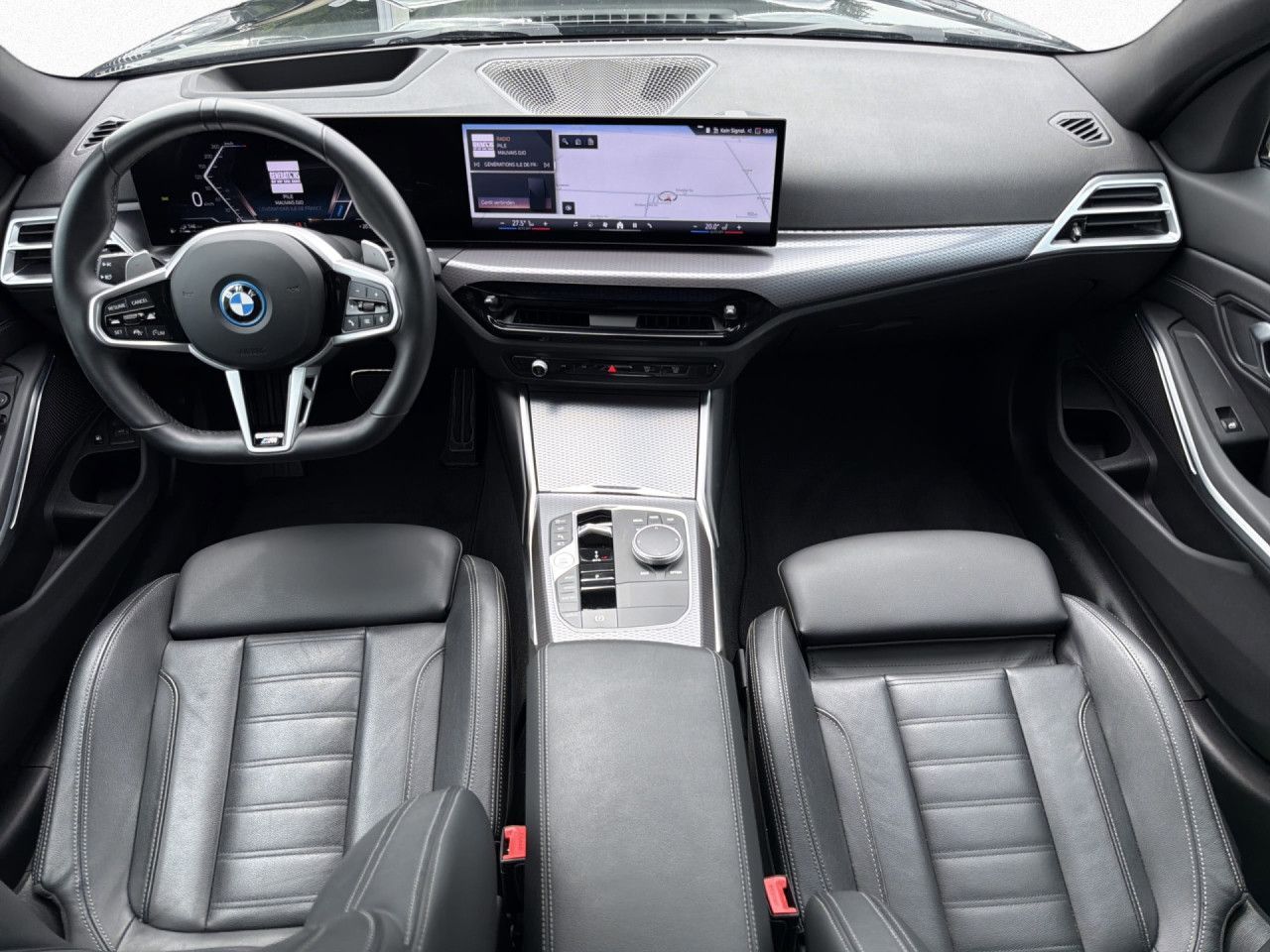 BMW 330e xDrive Lim M Sport HUD,360°,DA,ACC,Memory