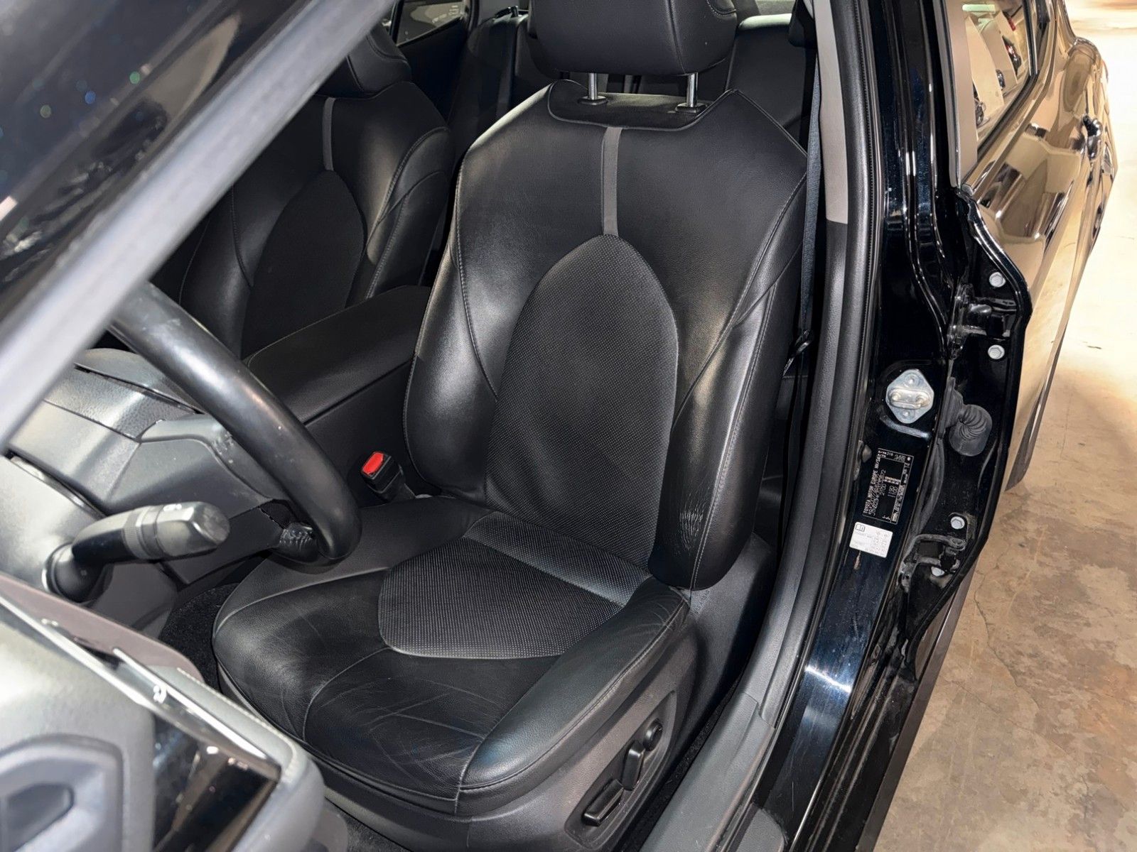 Toyota CAMRY 2.5 HYBRIDE 218CH DYNAMIC BUSINESS