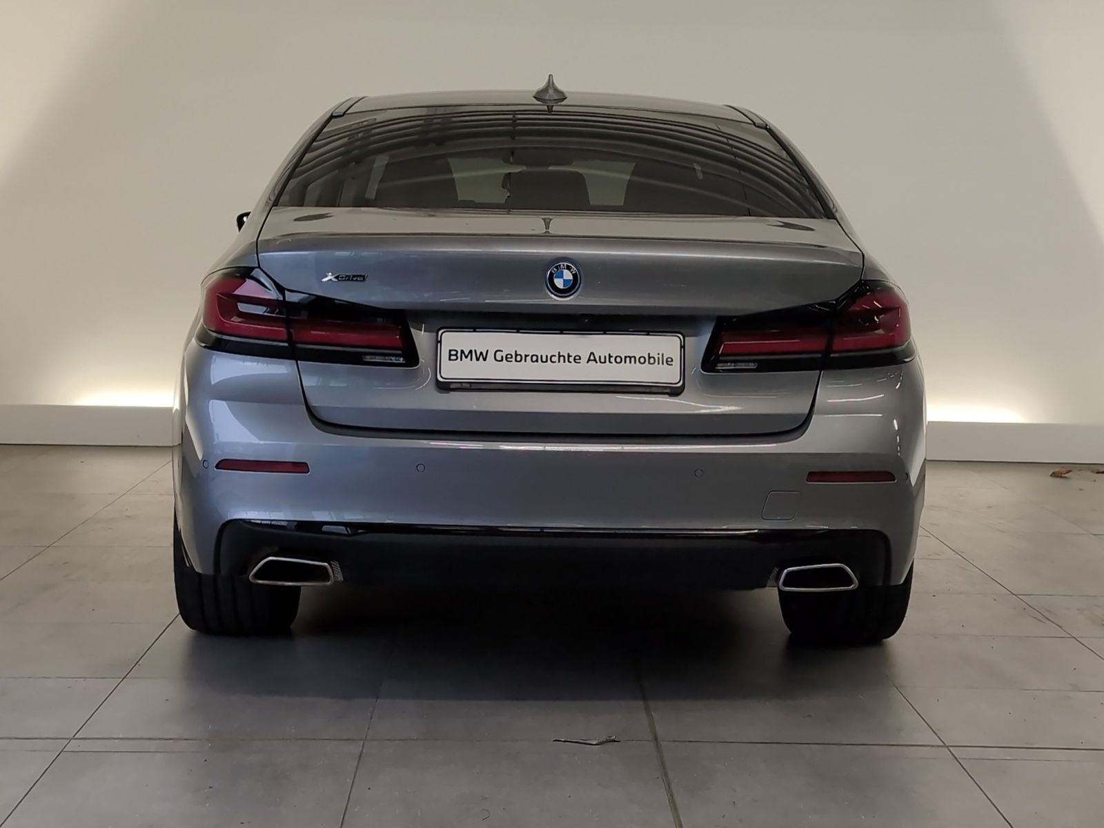 BMW 530e xDrive Lim Navi/Laser/HuD/KomfZg/PA/WLAN La