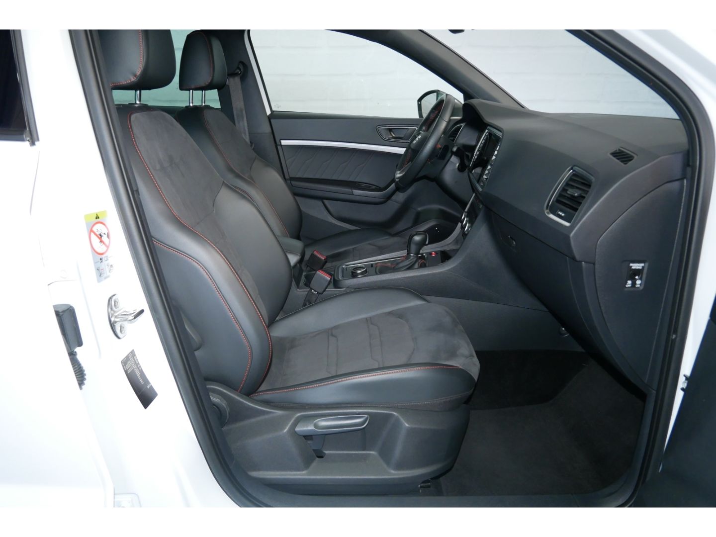 Seat Ateca FR 1.5 TSI LED+Navi+CarPlay+Virtual+AHK+AC