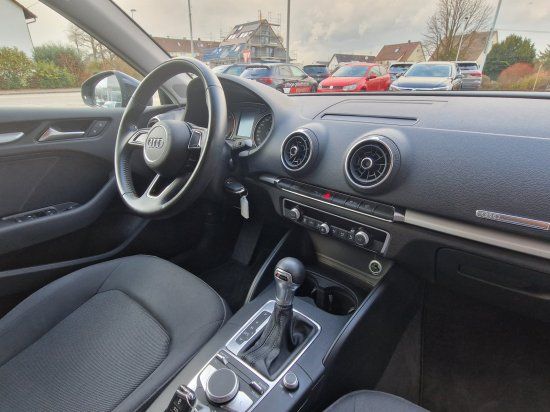Audi A3 Sportback 35 TFSI S-Tronic - Samsaru's Car Outlet