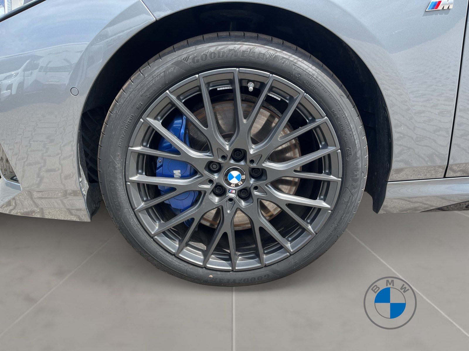 BMW M235 xDrive M Sport 19" Massage Lenkradhzg.