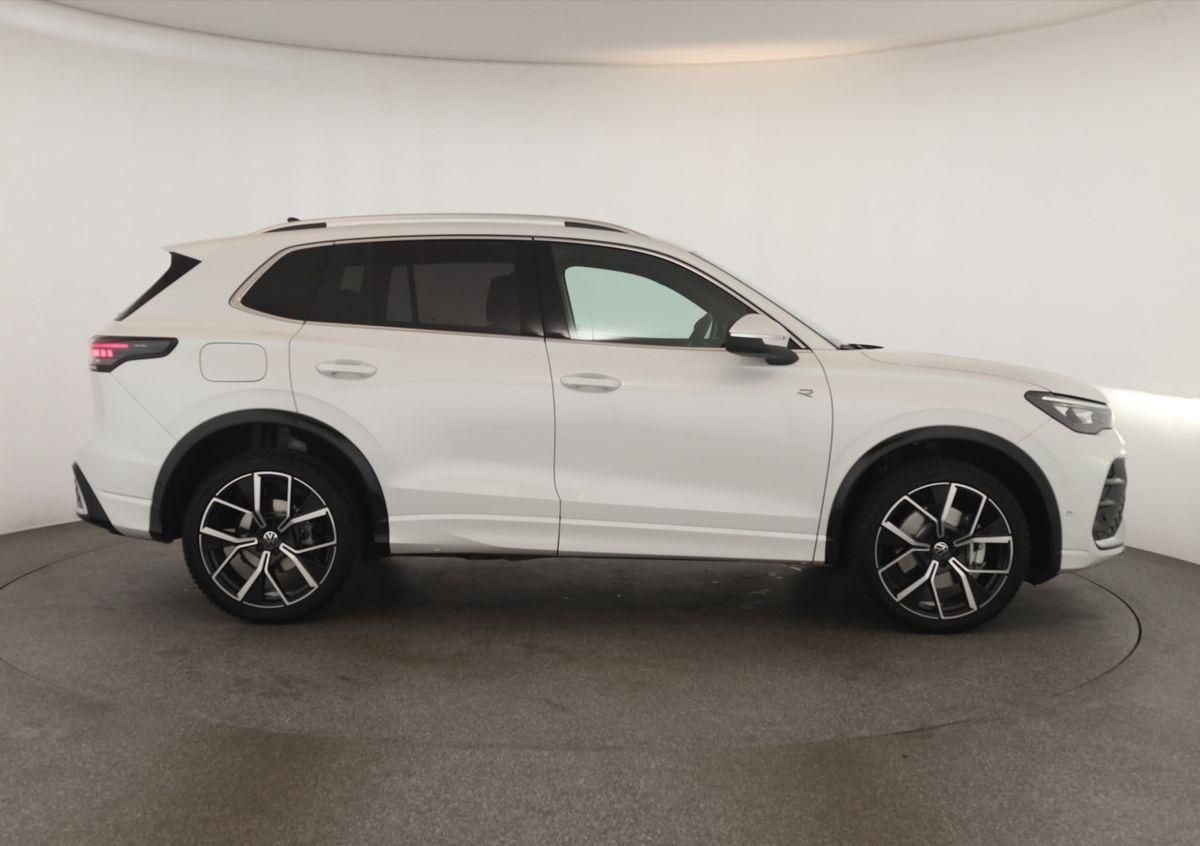 Volkswagen Tiguan 2.0 TDI 4M DSG R-Line Leder Pano Navi 360