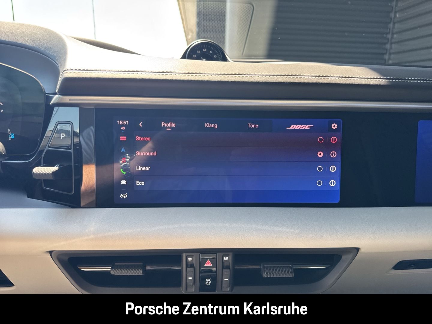 Porsche Macan 4S BOSE Panoramadach Rückfahrkamera LED