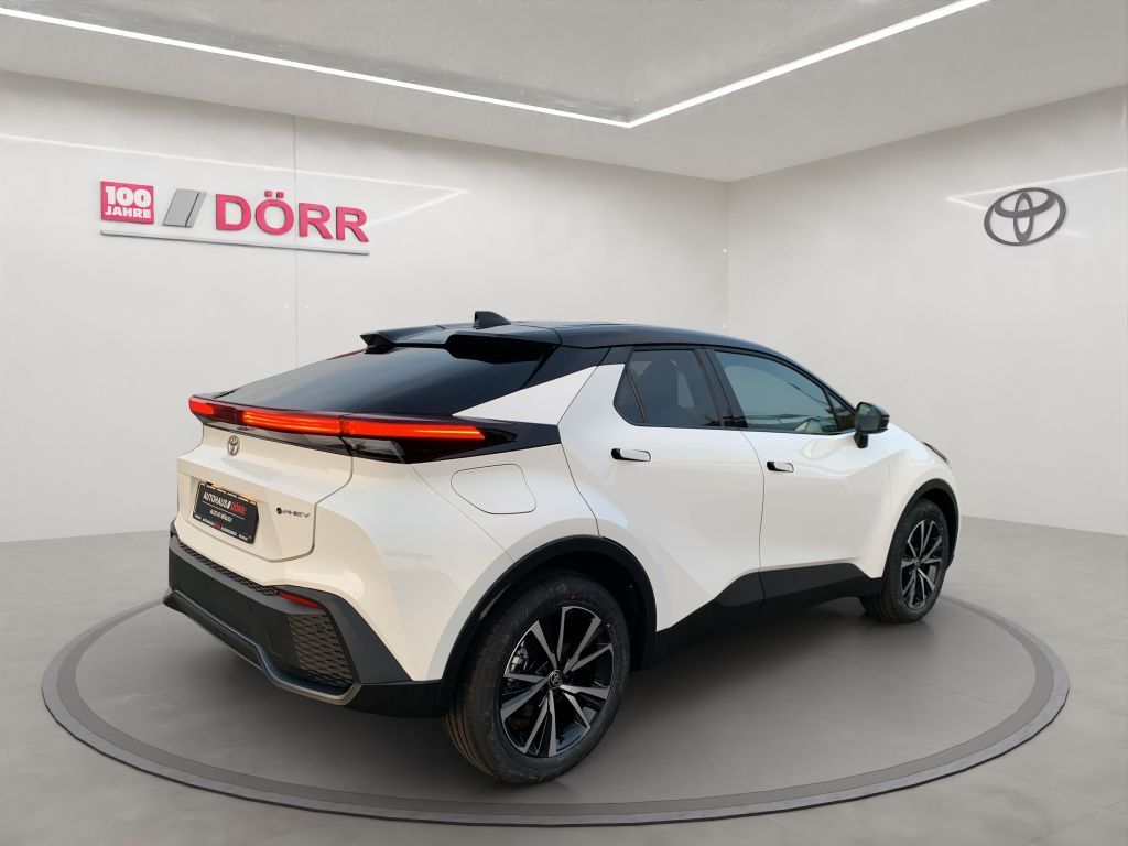 Toyota C-HR 2.0 Plug-in-Hybrid Team Deutschland*