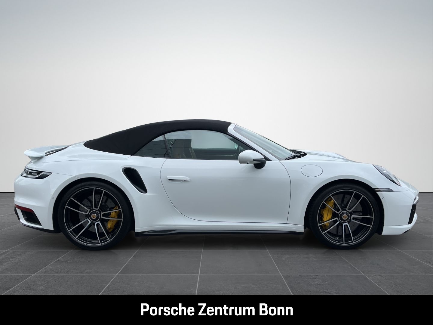 Porsche 992 911 Turbo S Cabriolet BOSE LED-Matrix