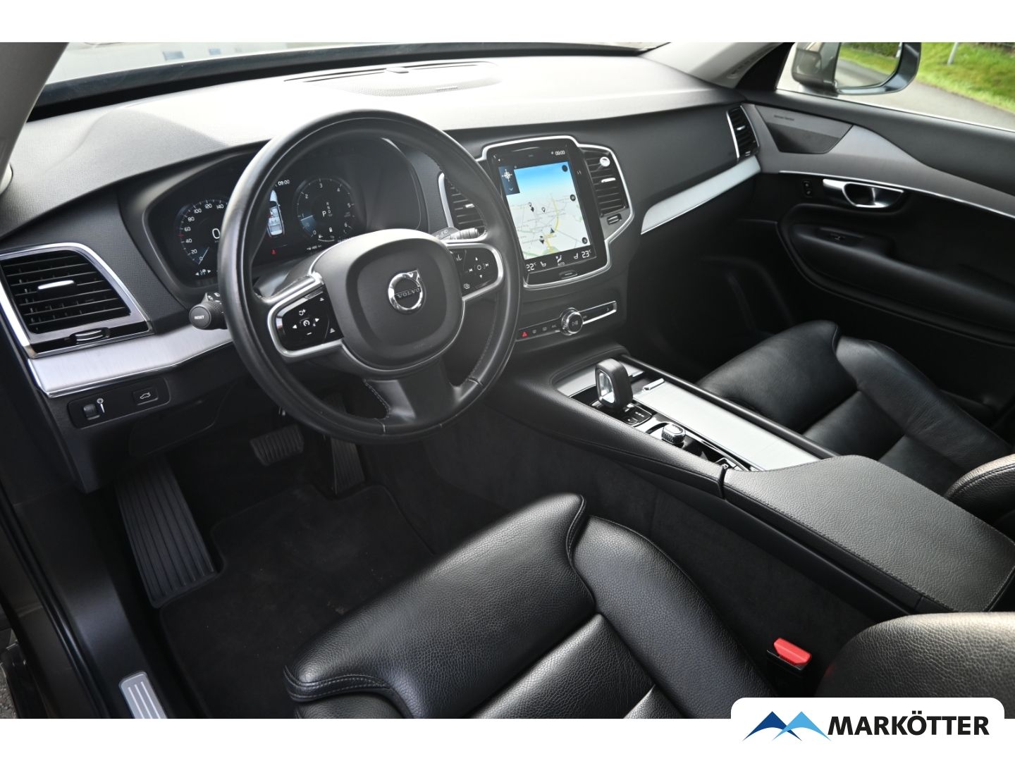 Volvo XC90 B5 AWD Momentum Pro/AHK/ACC/H&K/LenkradH/20