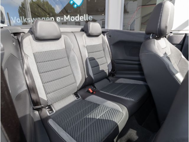 Volkswagen T-Roc R-Line 1.5 TSI - Samsaru's Car Outlet