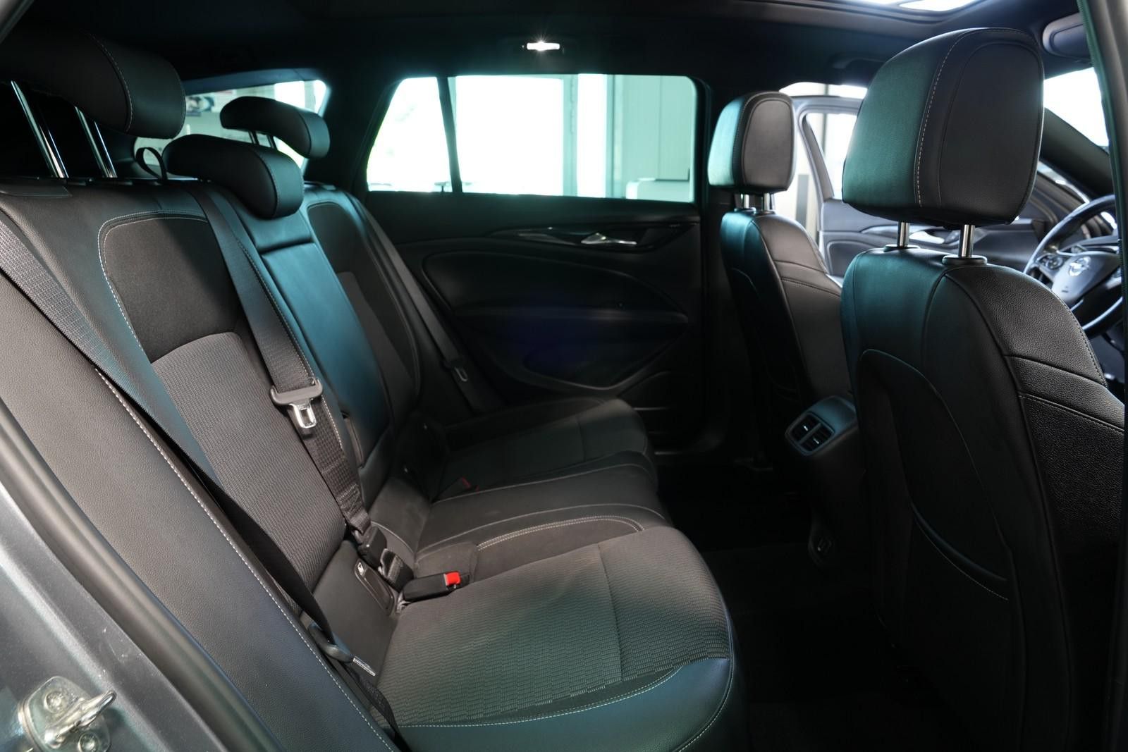 Opel Insignia B Sports Tourer Elegance - Samsaru's Car Outlet