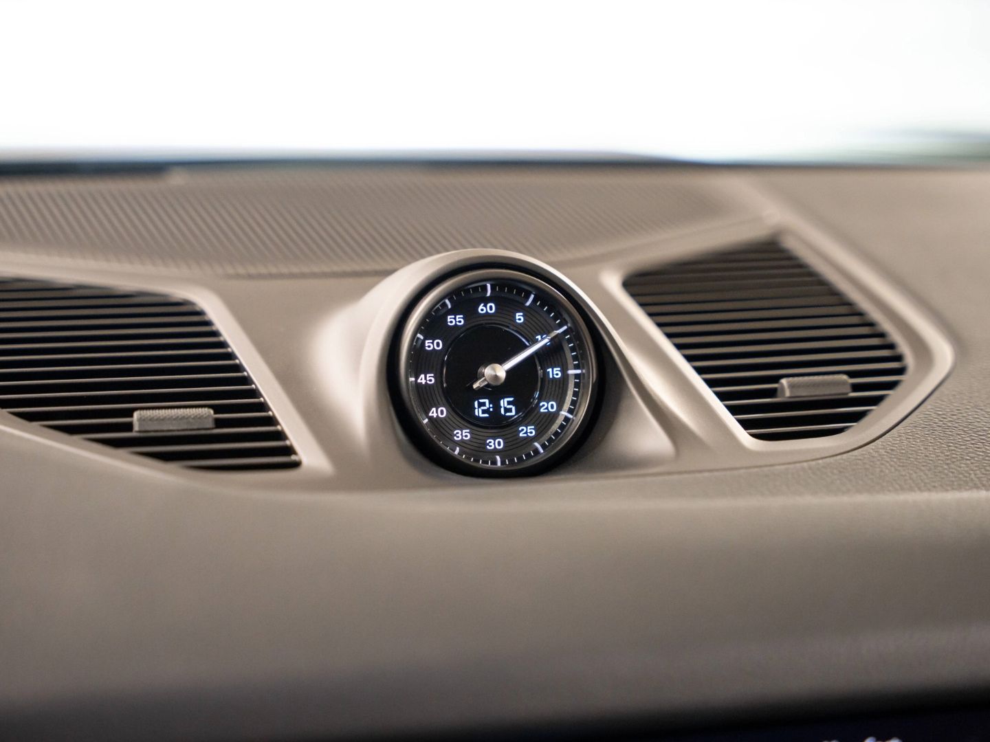 Porsche Cayenne Coupe PDCC Luftfederung InnoDrive BOSE