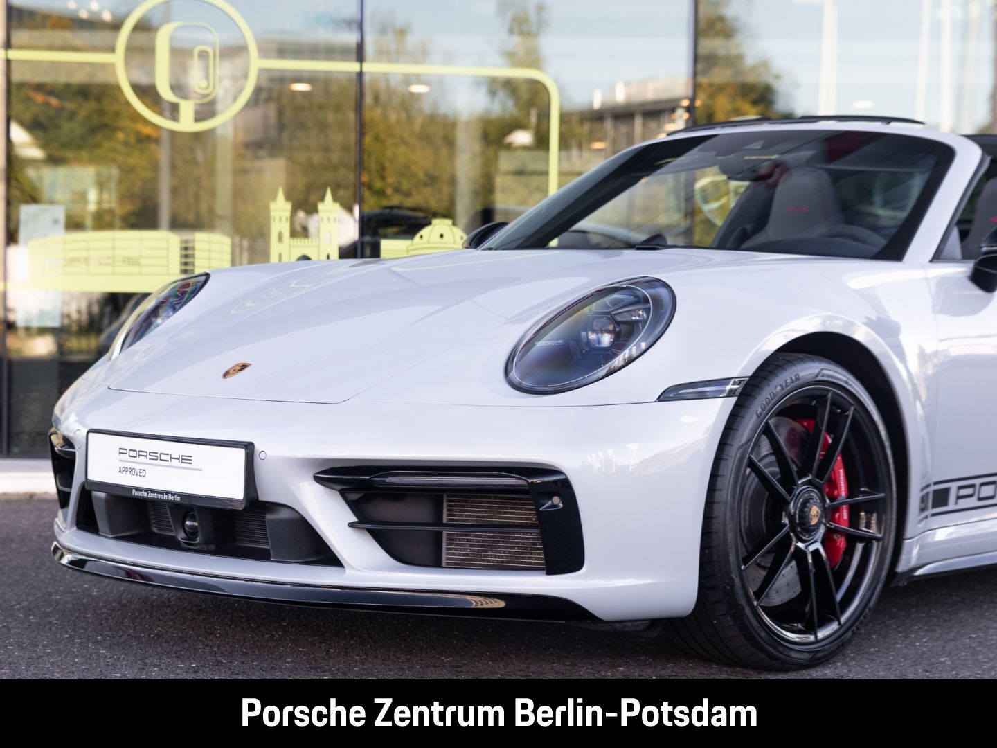 Porsche 992 911 Targa 4 GTS Burmester Sportabgas LED-Mat