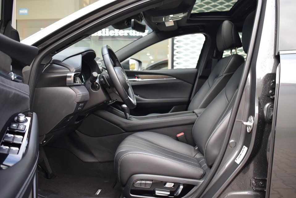 Mazda 6 2.5 194PS 6AG Takumi Schiebedach Leder Bose Ma