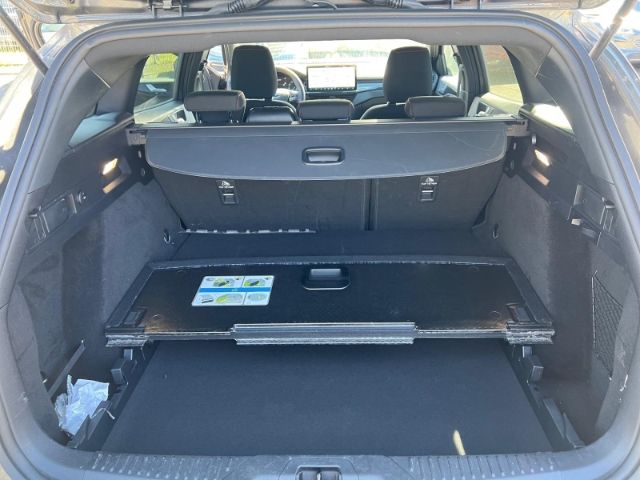 Ford Focus Turnier ST-Line Automat Allwetter Navi LED
