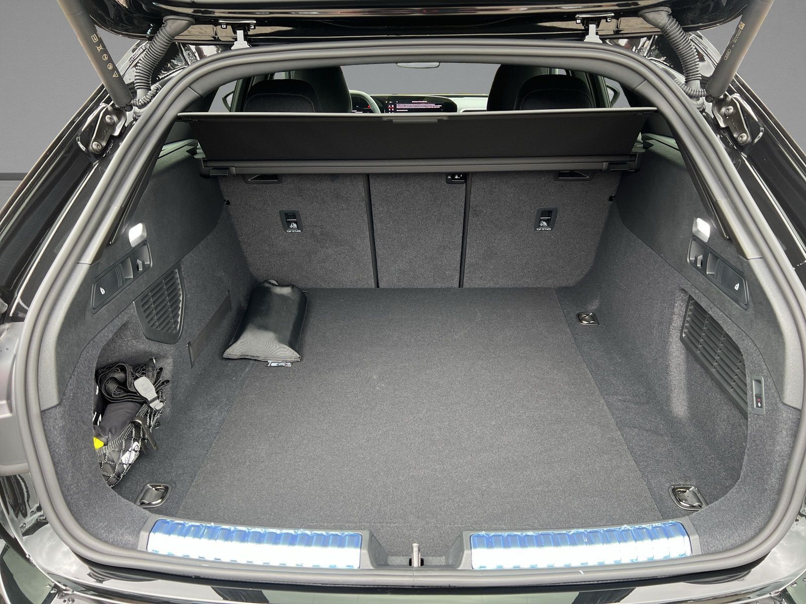 Audi A5 Avant TDI quattro S-LINE+LED+KAMERA+STDHZ+AHK