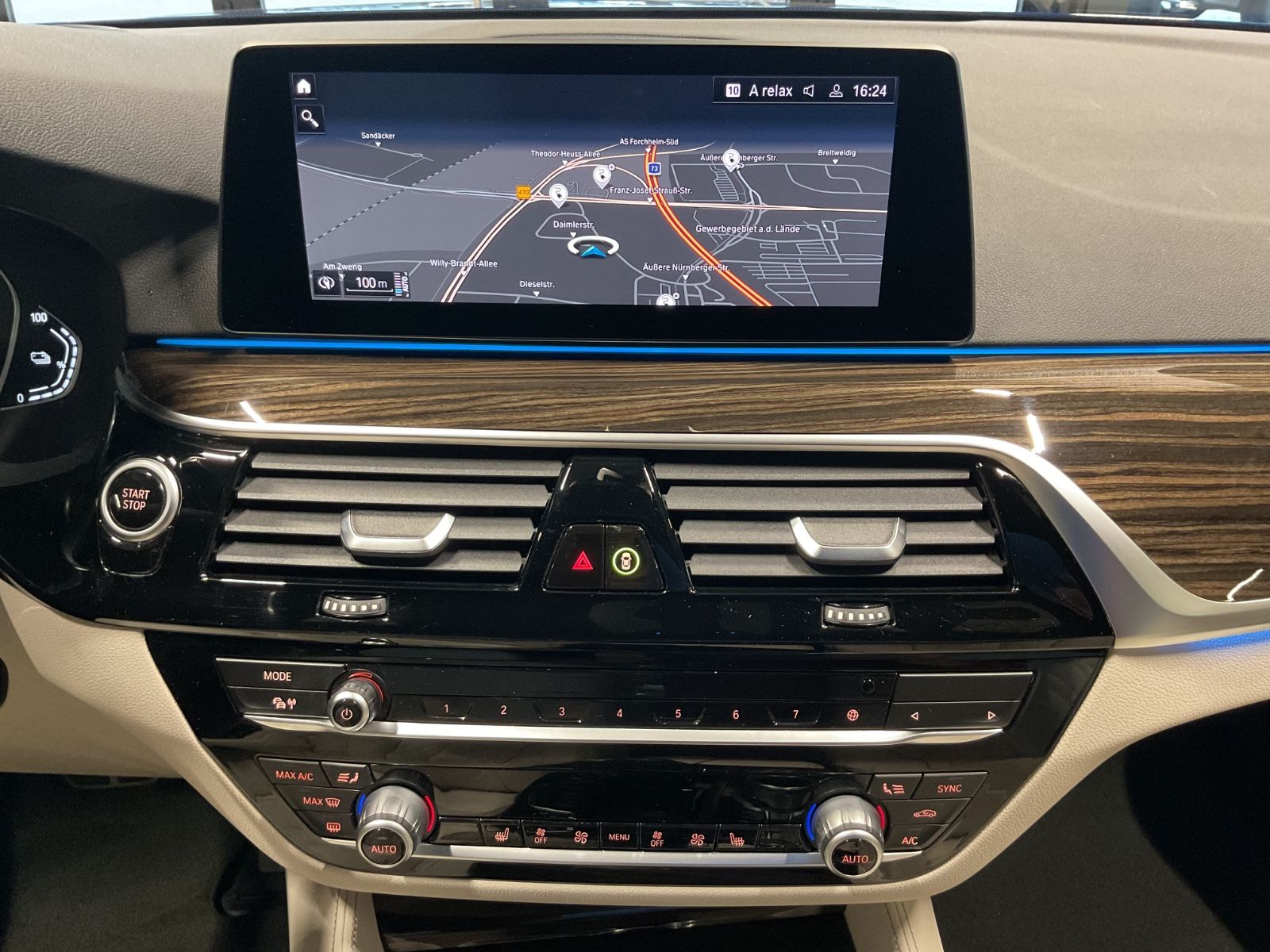 BMW 545e xDr. M Paket Exclusivleder HuD Laserl.