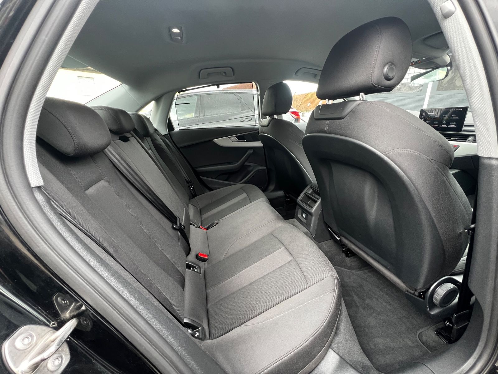 Audi A4 40 TDI S line - Samsaru's Car Outlet