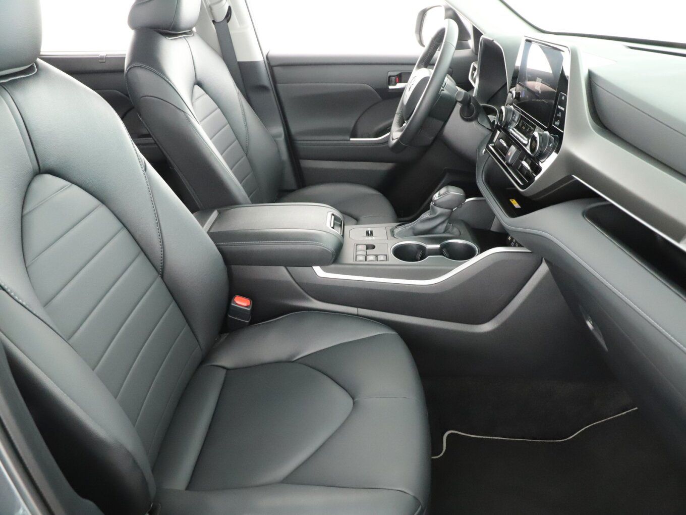 Toyota Highlander 2.5 Hybrid 2024 , Automatik, 7Sitze,