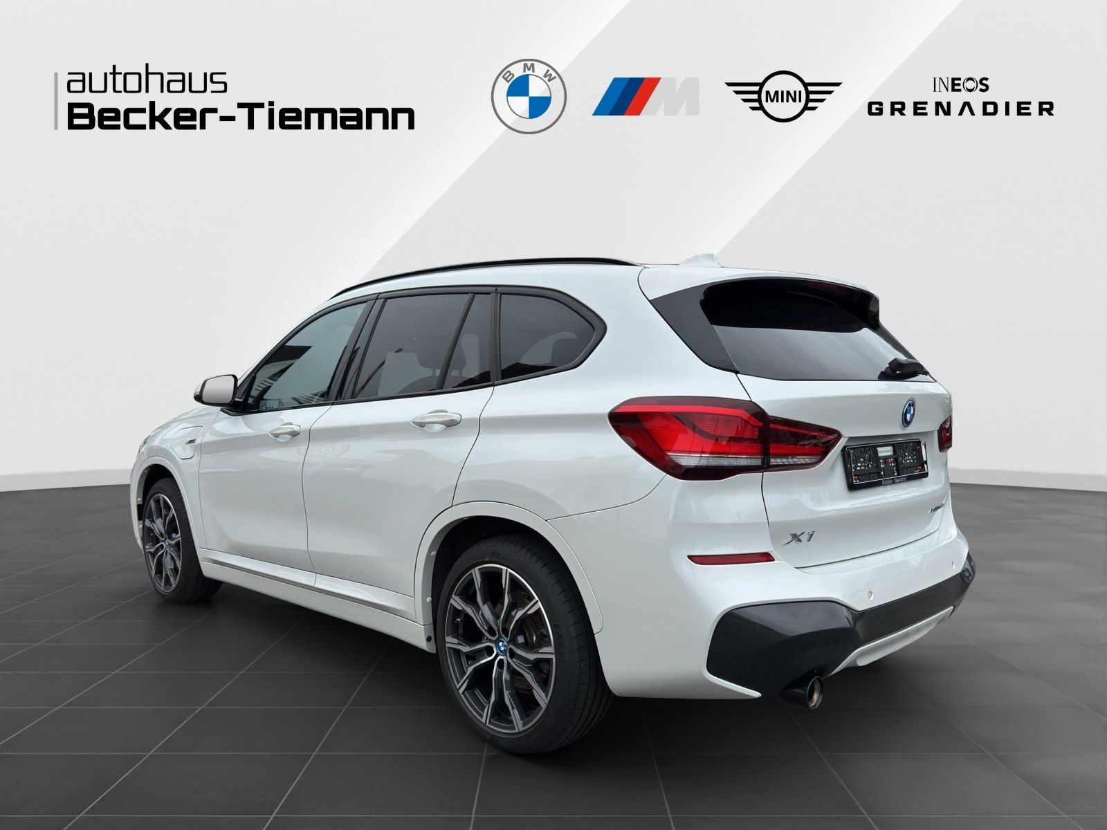 BMW X1 xDrive25e M Sport - Samsaru's Car Outlet
