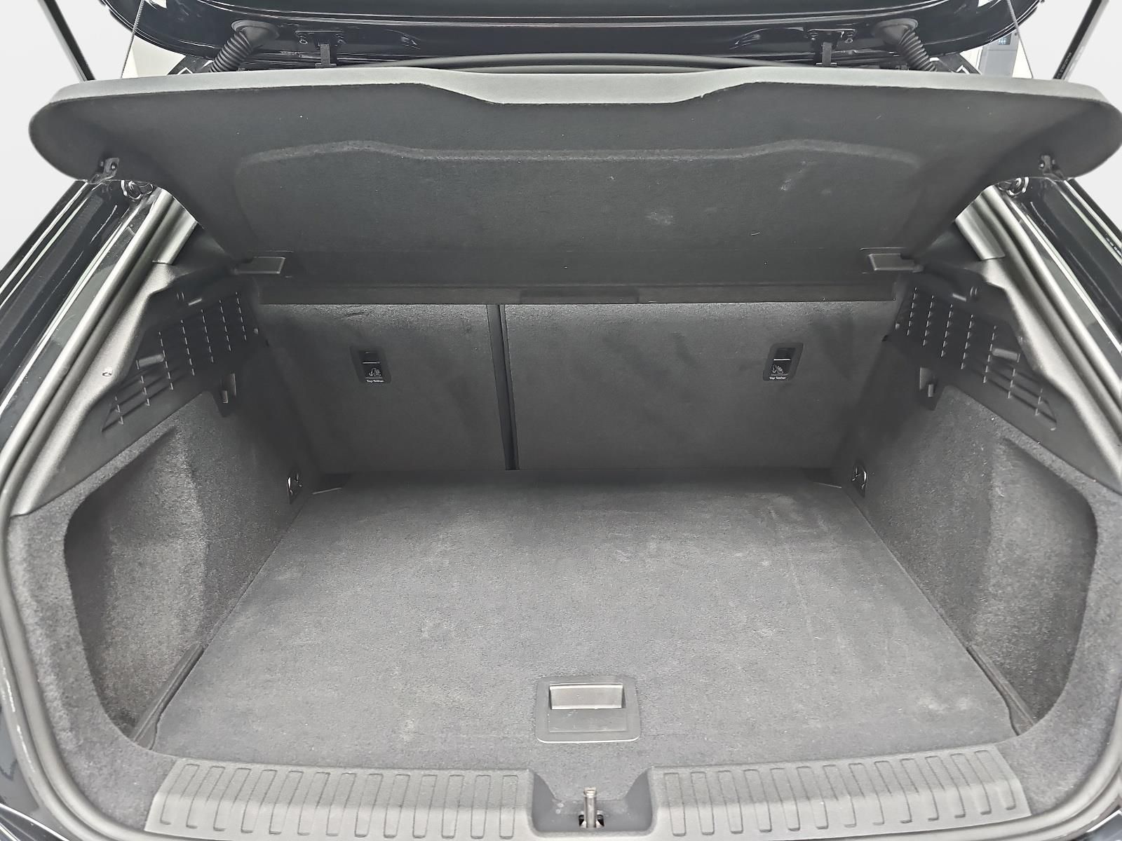 Audi A3 35 TFSI SPORTBACK S-LINE - Samsaru's Car Outlet