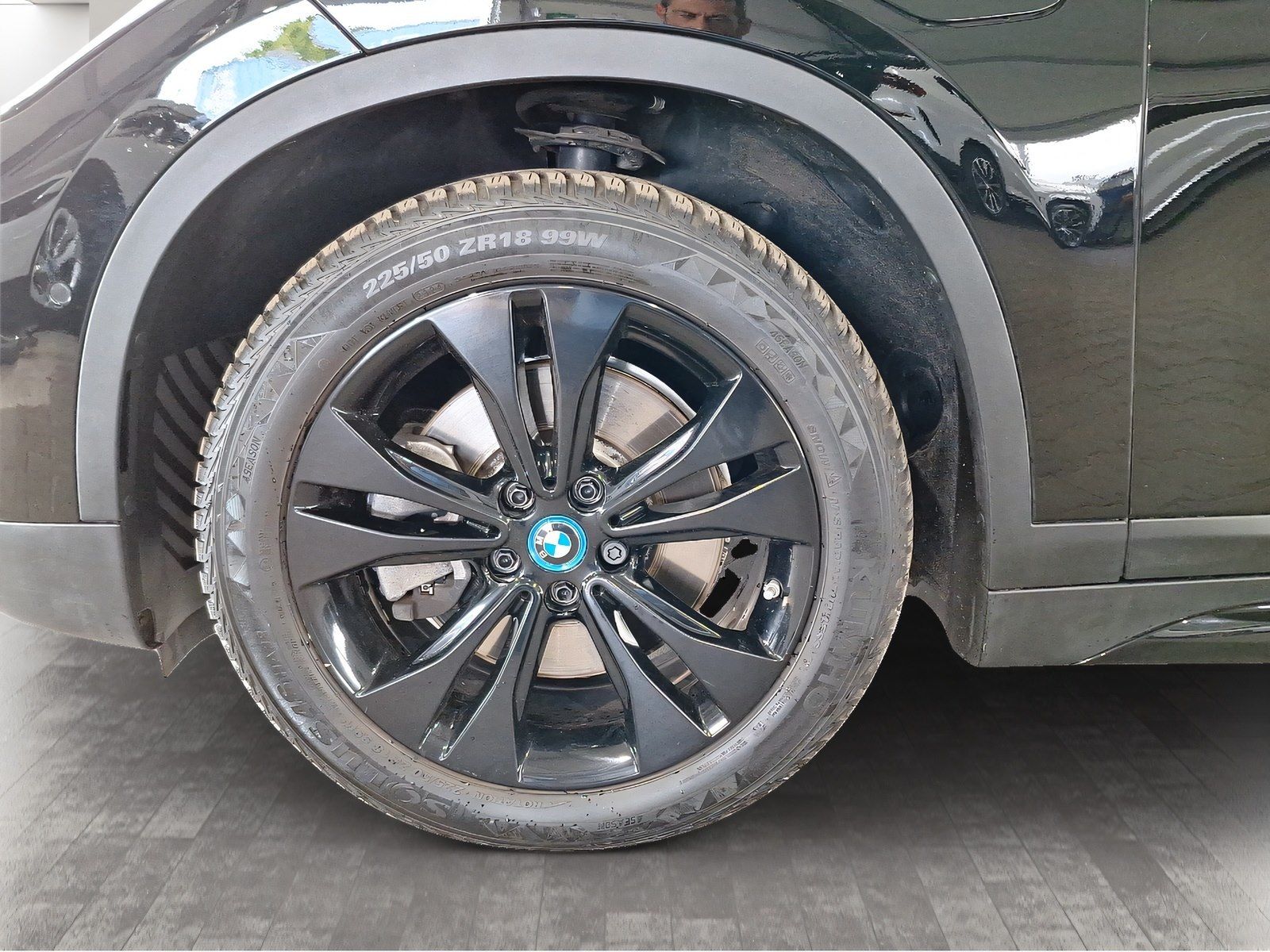 BMW X1 xDrive25e Sport Line - Samsaru's Car Outlet