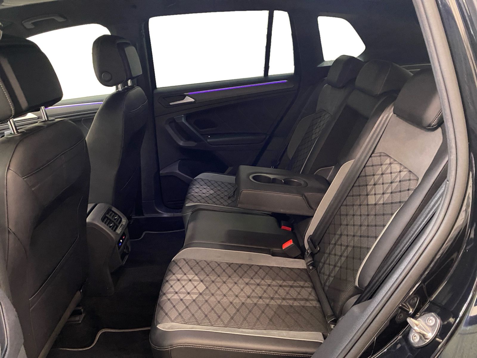 Volkswagen Tiguan 2.0 TSI DSG R-Line 4Motion AHK Kamera