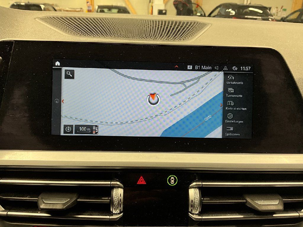 BMW 330 d xDrive M Sport - Samsaru's Car Outlet