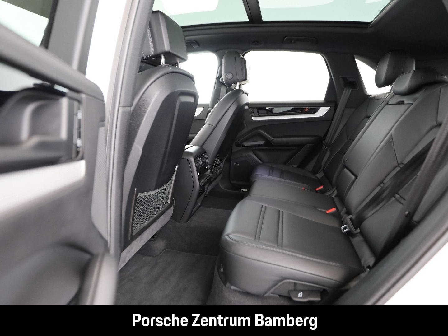 Porsche Cayenne E-Hybrid/ Inno-Drive/ BOSE/ AHK/ Sportab