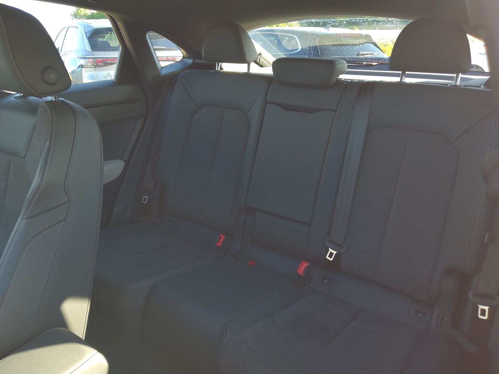 Audi Q3 Sportback S line 40 TDI quatt AHK Black PDC A